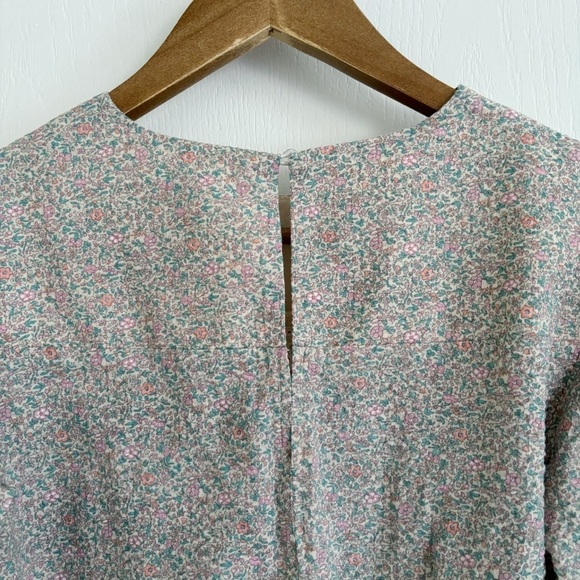 Moodie Ditsy Floral Lace Smocked Blouse Small - Picture 5 of 9